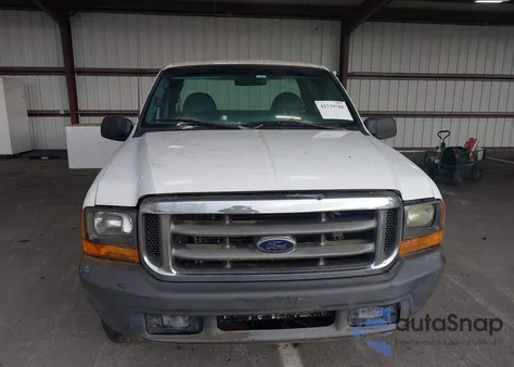 1999 Ford F-250 Lariat/Xl/Xlt z USA, uszkodzony, nr VIN 1FTNX20L0XEC02440
